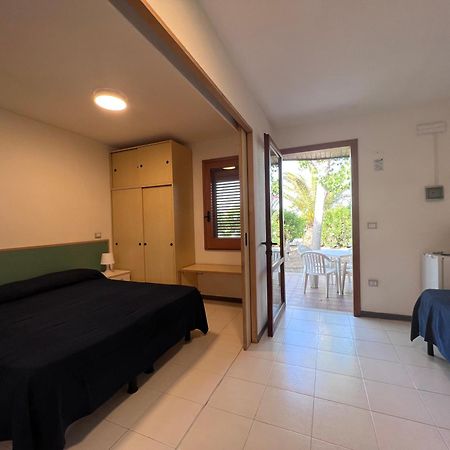 African Beach Hotel-Residence 曼弗雷多尼亚 外观 照片