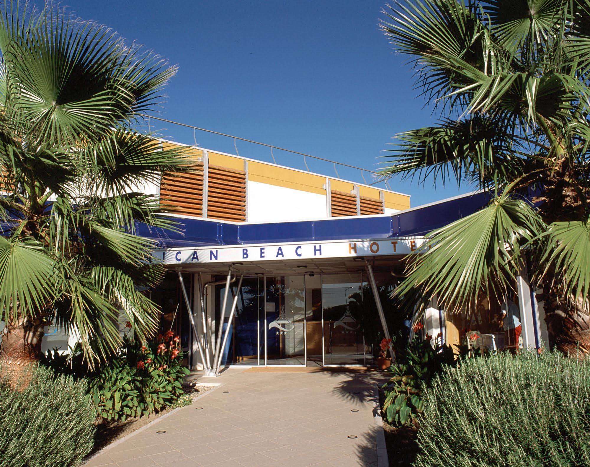African Beach Hotel-Residence 曼弗雷多尼亚 外观 照片