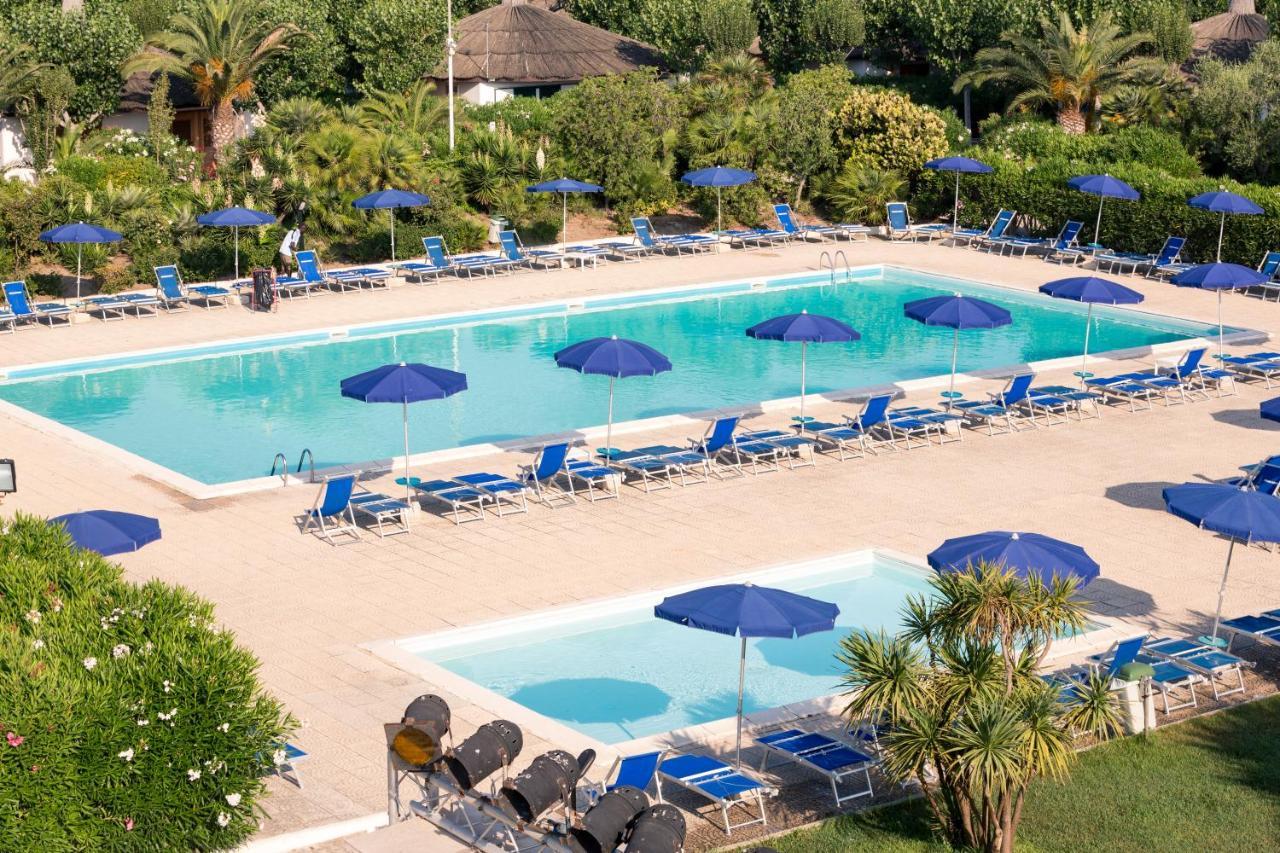 African Beach Hotel-Residence 曼弗雷多尼亚 外观 照片